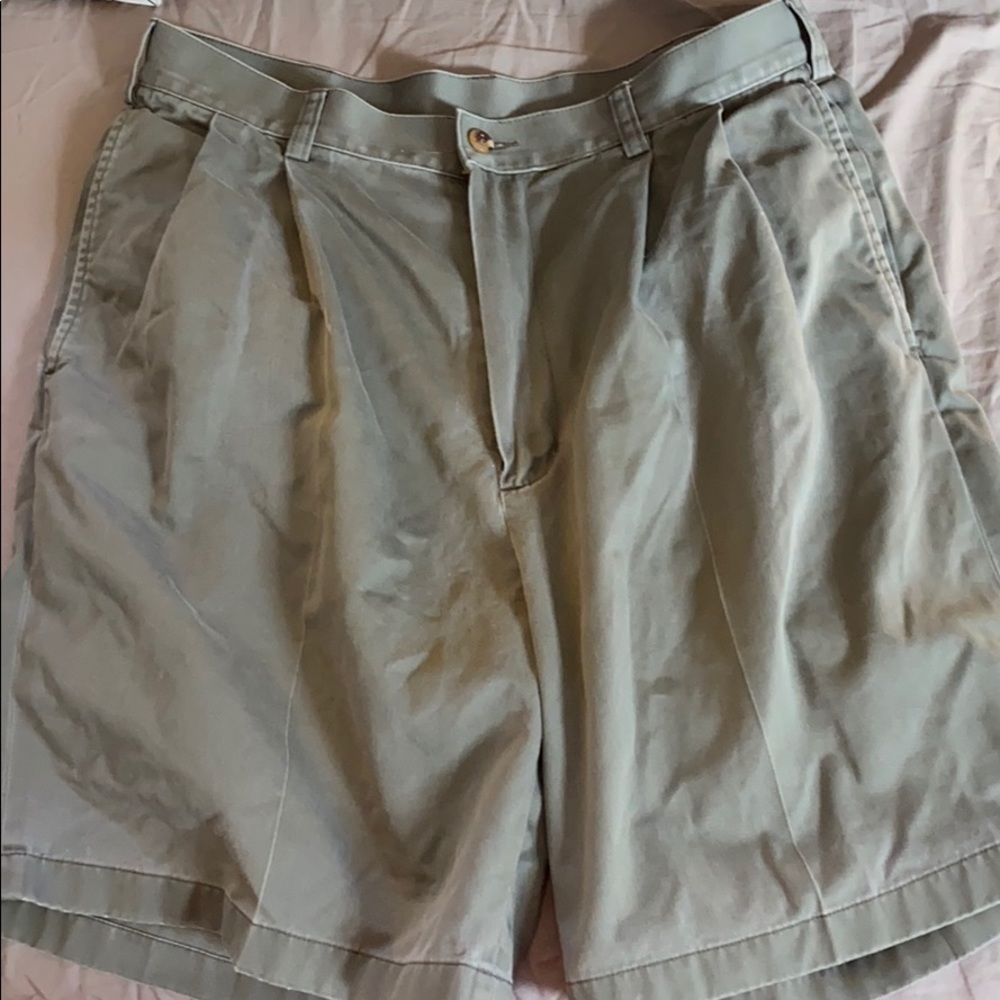 Jos A. Bank travelers collection shorts